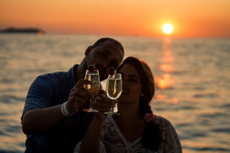 Ibiza: Secret Coves Guided Boat Tour with Open Bar and Tapas - Price and Value: Is $94 Worth It?