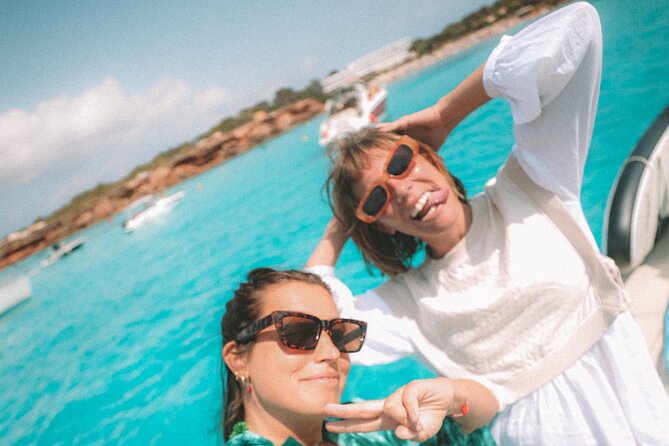 Ibiza to Formentera & Espalmador Sailing with a Small Group - Stop 1: Platja des Jondal—cove time to get your bearings