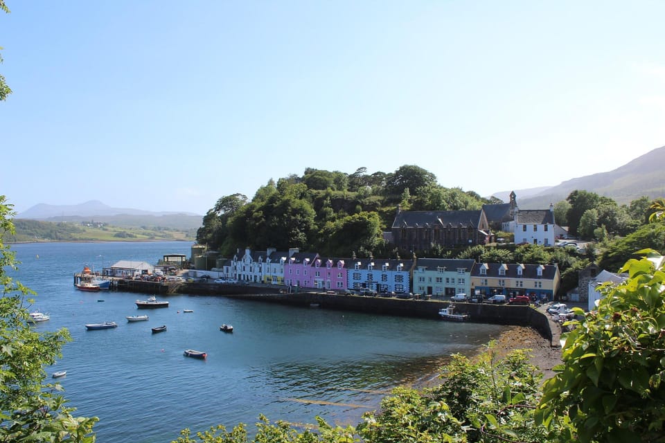 Isle of Skye: Online Road Trip Travel Guide - Your 204-mile Isle of Skye route: 25 stops, one clear path