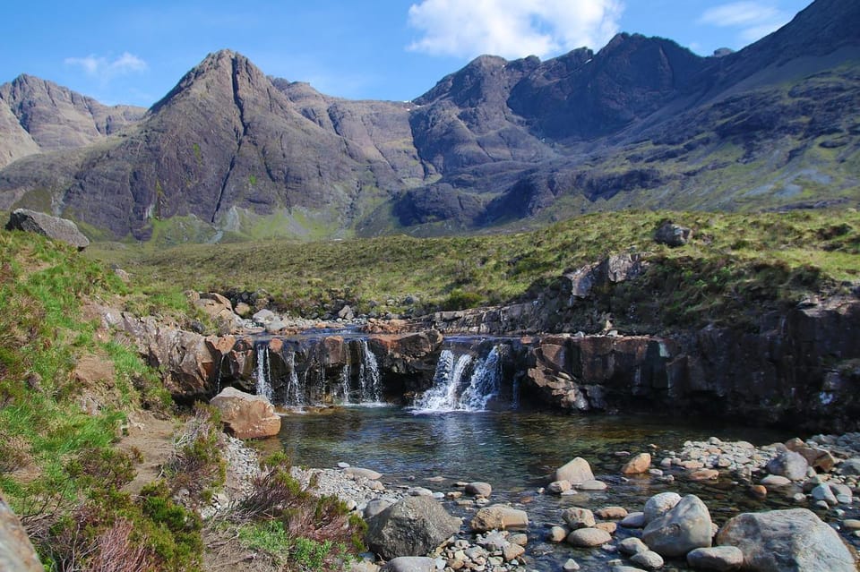 Isle of Skye: Online Road Trip Travel Guide - Trotternish Loop: Old Man of Storr and Quiraing views that justify the miles