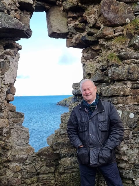 Isle of Skye: Tour the highlights and hidden beauties. - What to bring: Skye weather can change the plan