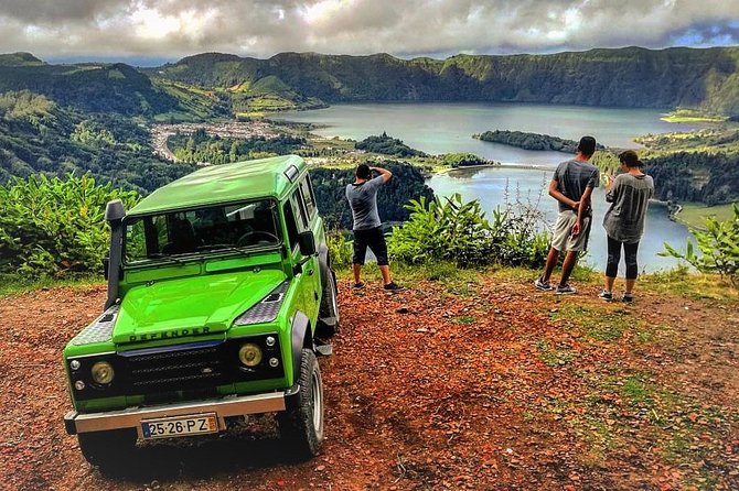 Jeep Tour Full Day Sete Cidades & Lagoa do Fogo with lunch and drinks included. - Guides Who Adjust When Fog Rolls In (Sergio, Marco, Mariano, Eduardo)