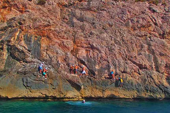 Kayak & Coasteering - Kayak & Coasteering on Cala Sant Vicenç: The Big Idea