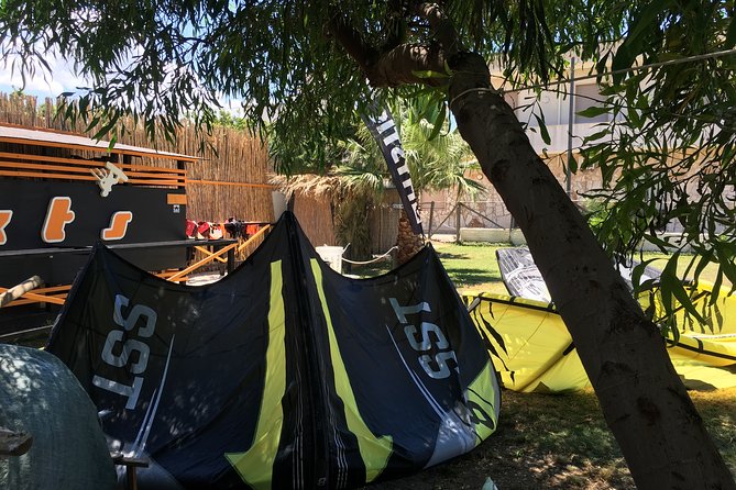Kitesurf - Advanced course with individual lessons - Equipment Included for Lessons and a Full-Day Rental After