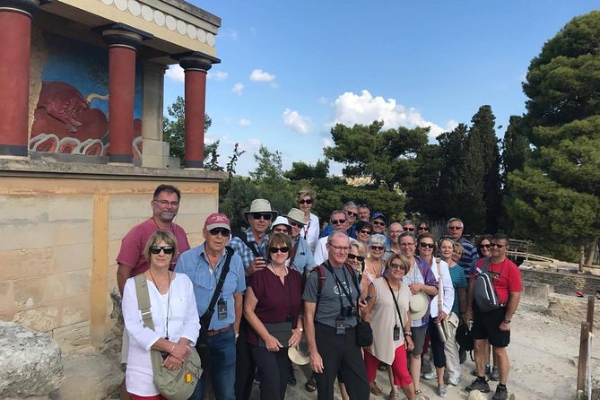 Knossos Palace Guided Walking Tour - The Palace route: royal spaces, the throne focus, and fresco walls