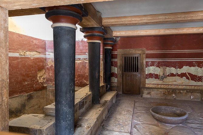 Knossos Palace Guided Walking Tour - Headsets and skip-the-line: the small perks that protect your time