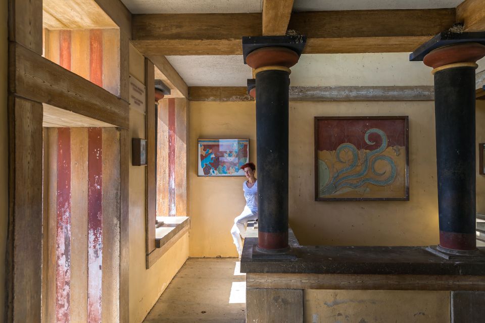 Knossos Palace Guided Walking Tour (Without Tickets) - Knossos Palace: Why this ruin feels like a story map