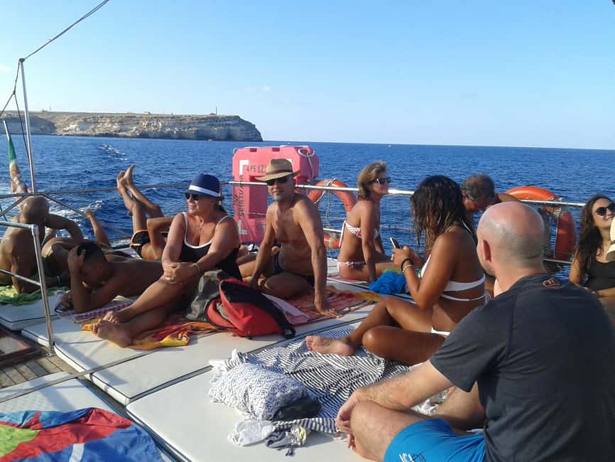 Lampedusa: Yacht excursion, swimming stops and typical lunch - Isola dei Conigli (Rabbit Island): The Two-Hour Highlight