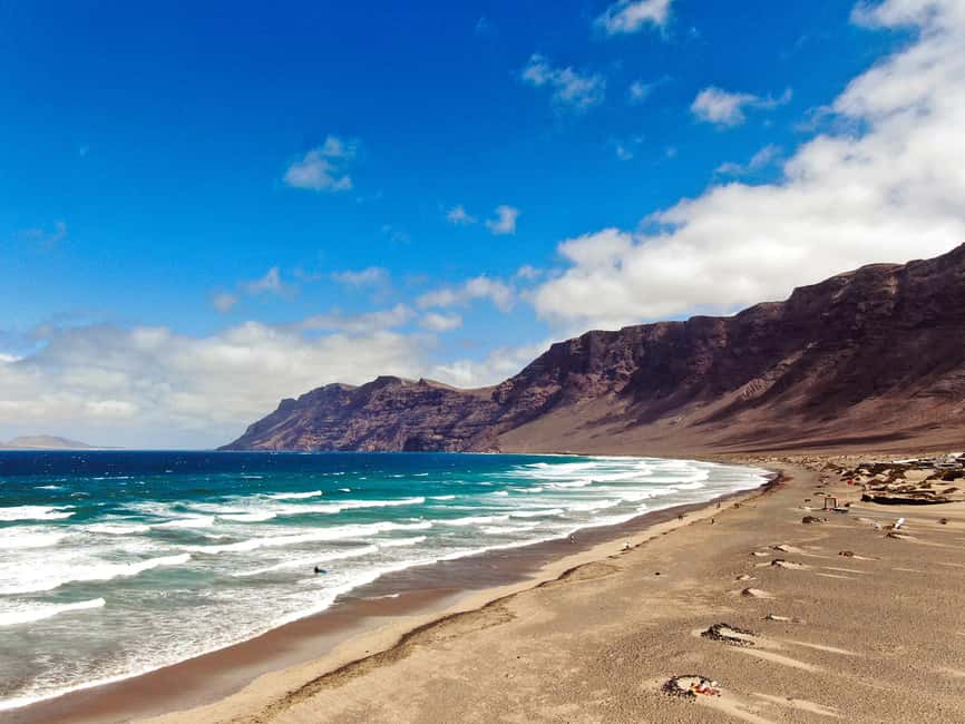 Lanzarote: 2 or 4 Hour Surf Lessons in Famara - FAQ