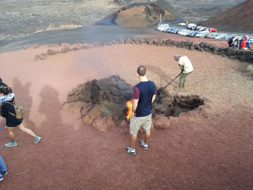 Lanzarote: 5-Hour Timanfaya National Park Southern Tour - Timanfaya National Park: Fire Mountains and giant lava fields in 1 hour