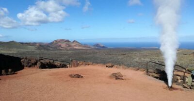 Lanzarote: 5-Hour Timanfaya National Park Southern Tour - Casa Museo y Monumento al Campesino: the human side of a volcanic island