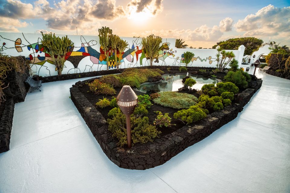 Lanzarote: César Manrique Foundation and Teguise Market - Why This Lanzarote Art-and-Market Half Day Feels Worth It