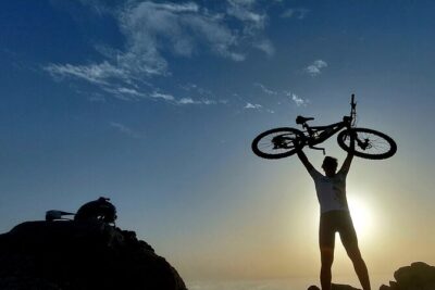 Lanzarote E-Bike Tour: Volcano Craters & Scenic Vineyards - The e-bike setup and small-group comfort (what you’ll notice fast)