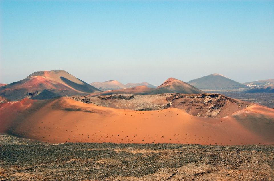 Lanzarote: Guided Day Trip to Timanfaya Park & Lago Verde - Yaiza and Volcanic Stories: The Human Side of Timanfaya