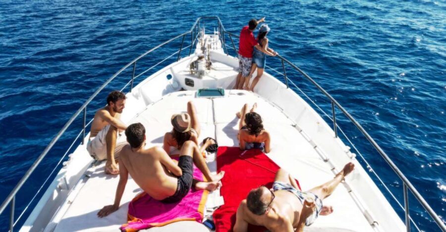Lanzarote: Half-Day Chill Out Cruise at Papagayo Beach - Sailing the Costa de Papagayo: views plus breathing room