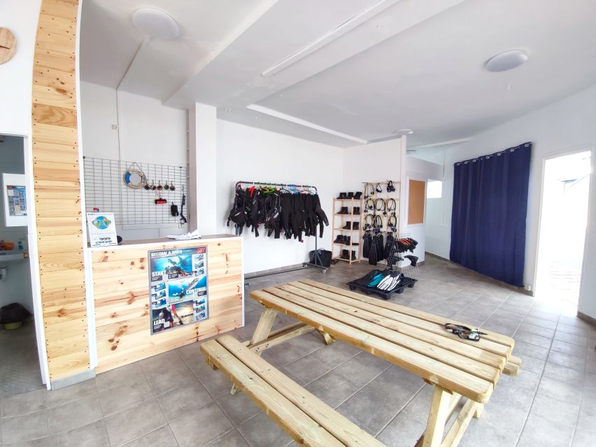 Lanzarote: Intro to Diving Experience for Beginners - Who This Try-Scuba Is For (and Who Should Skip It)