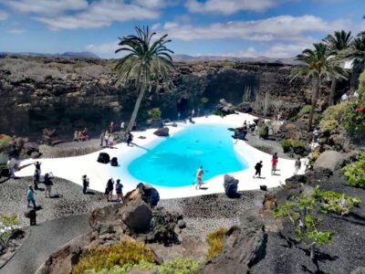 Lanzarote: Jameos del Agua & North Island for Cruise Guests - The Bus Ride: Comfortable, Guided, and Built for Seeing a Lot