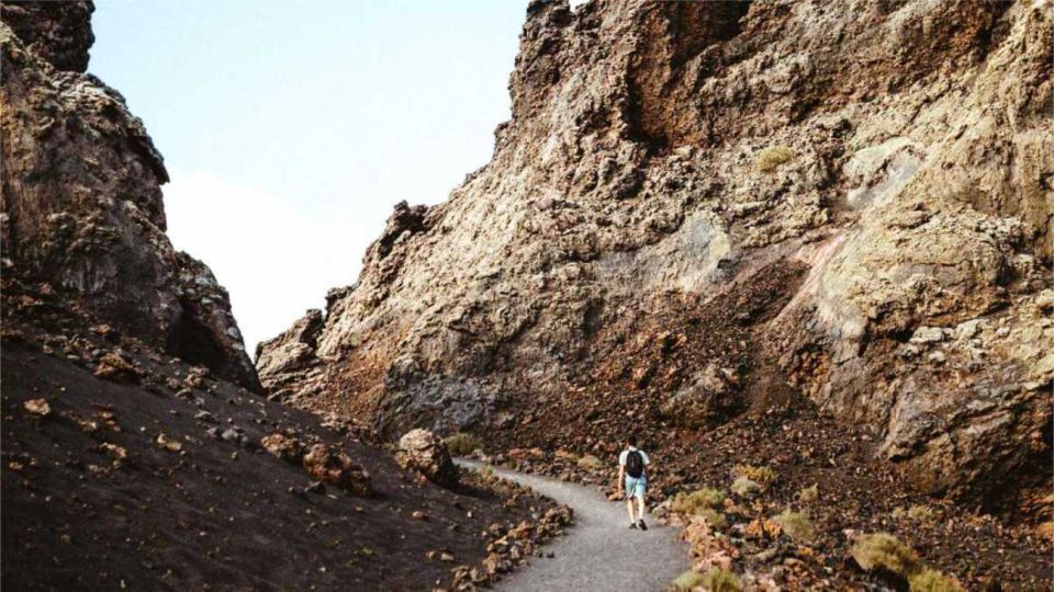Lanzarote: On-Road Guided Buggy Volcano Tour - Getting From Puerto del Carmen Into Volcano Country