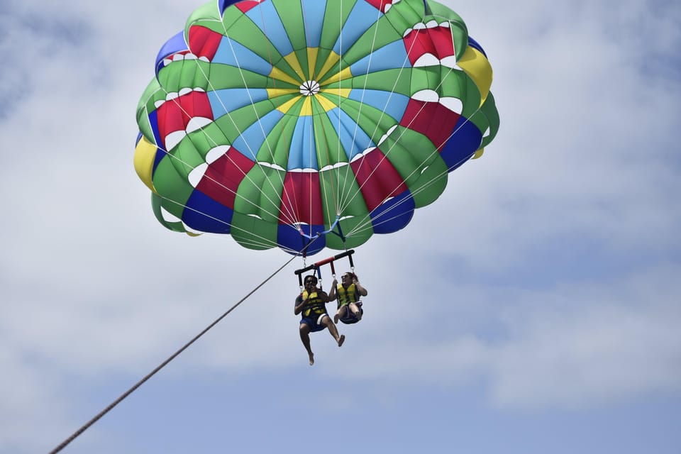 Lanzarote: Parasailing Adventure in Puerto del Carmen - Who Should Book Parasailing in Lanzarote, and Who Should Skip It