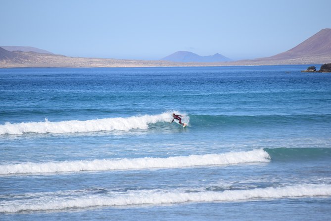 Lanzarote Surfing Session - What You’ll Get: Equipment, Snacks, and GoPro Footage