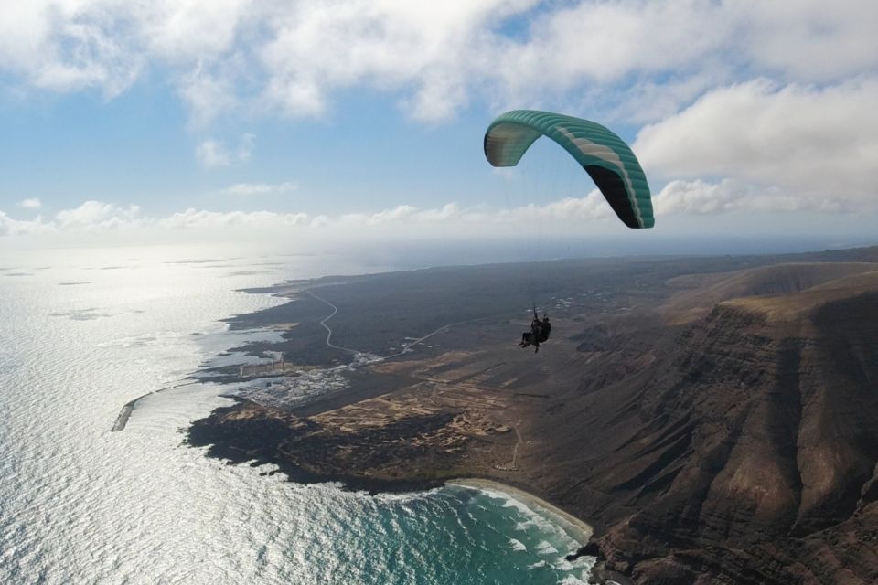 Lanzarote: Tandem Paragliding Flight Over Lanzarote - What happens on the day of your tandem paragliding flight