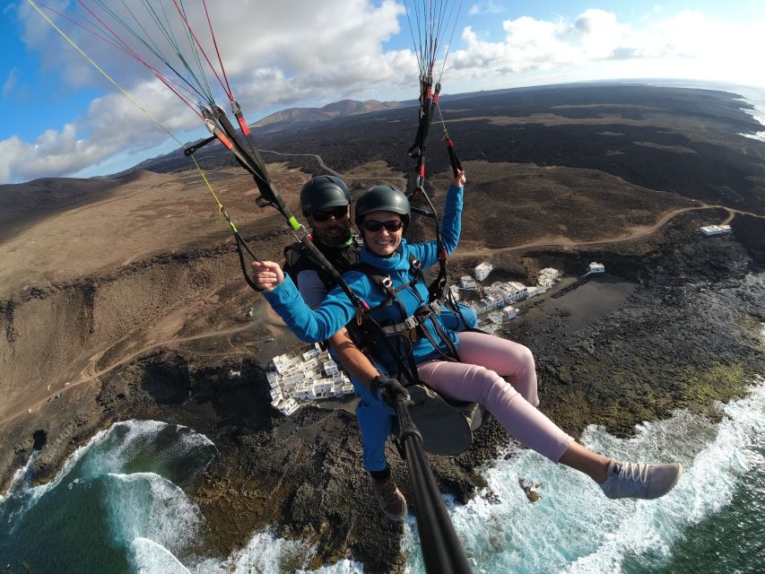 Lanzarote: Tandem Paragliding Flight Over Lanzarote - The crew and the small-group vibe that people love