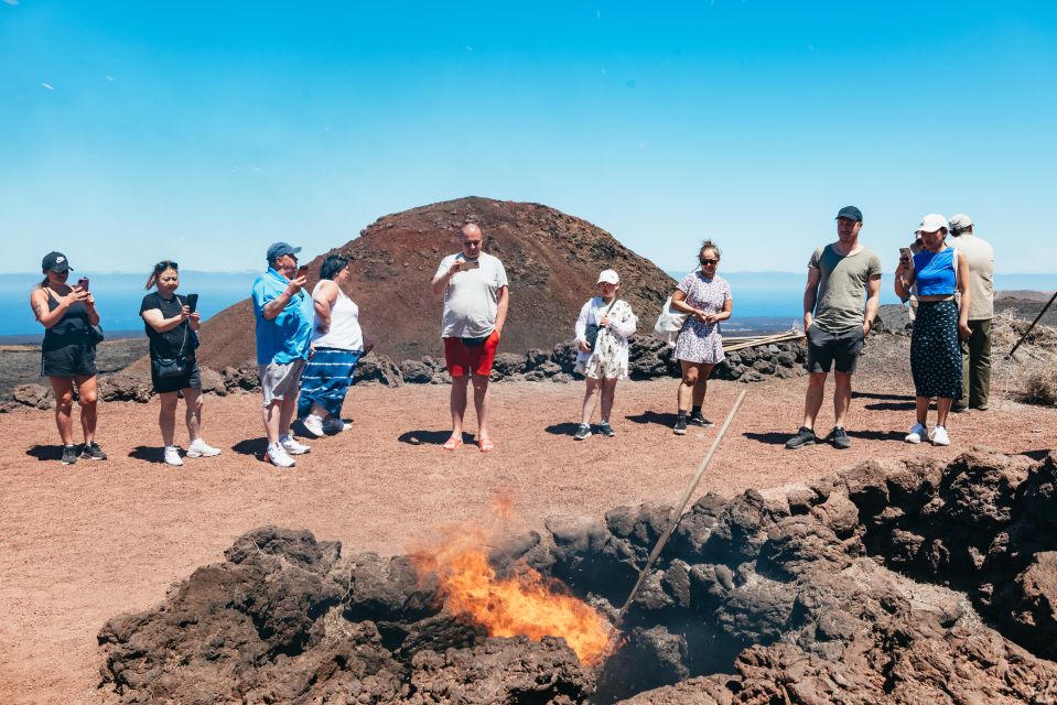 Lanzarote: Timanfaya National Park & La Geria Tour - Getting there: pickups, bus time, and why the schedule feels tight
