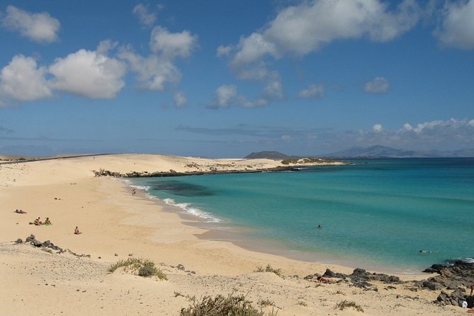 Lanzarote:Ferry ticket to Fuerteventura with free wifi - Timing that actually helps: departures from Playa Blanca and Corralejo