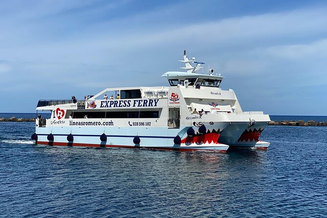 Lanzarote:Return ferry ticket to La Graciosa. Free wifi & parking - Onboard Experience: WiFi, Toilets, Open-Air Views, and Comfort