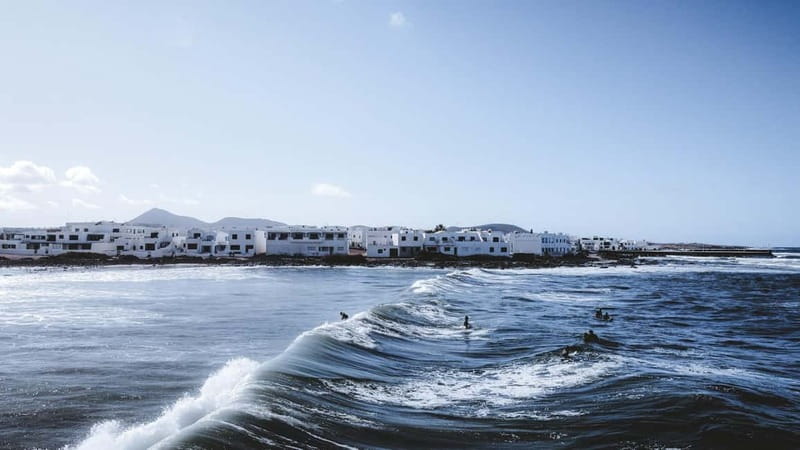 Lanzarote's First Surf School - 2-hour or 4-hour classes - Key highlights worth your attention