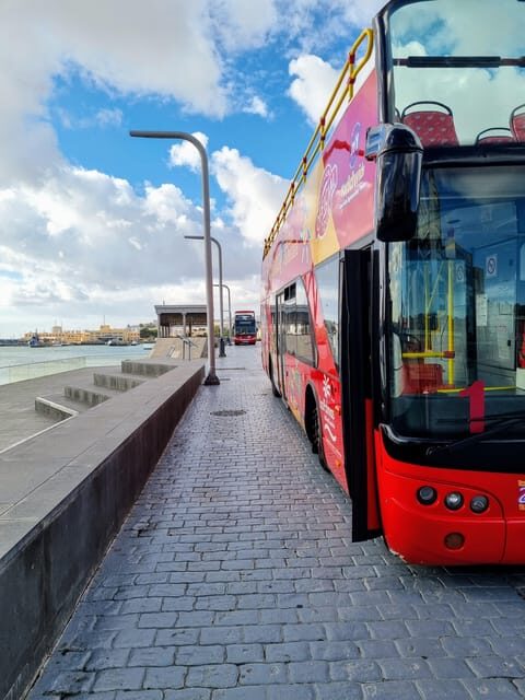Las Palmas: City Sightseeing Hop-On Hop-Off Bus Tour - Pueblo Canario and tapas: where the tour feels most like local life