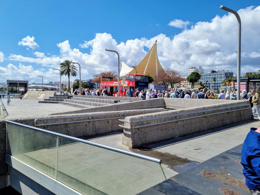Las Palmas: City Sightseeing Hop-On Hop-Off Bus Tour - Museums, cathedral access, and port-side extras by ticket type