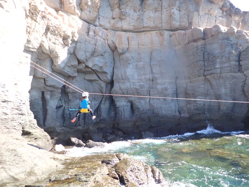 Las Palmas: Coastering, Via Ferrata, Water Jumping & Snorkel - Playa Medio Almud Meeting Point and the First 20 Minutes