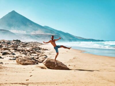 Las Palmas: Fuerteventura Cofete Beach and Desert Safari - Pickup, transport comfort, and how the day starts