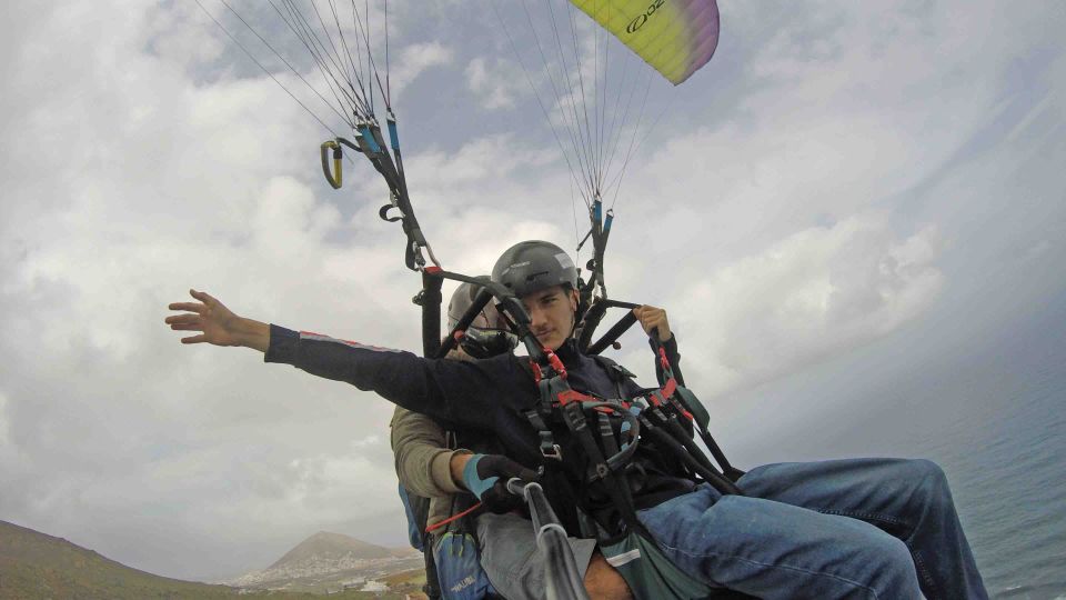 Las Palmas: Paragliding Tandem Flight with Instructor - Getting Ready: Small Things That Make It Smoother