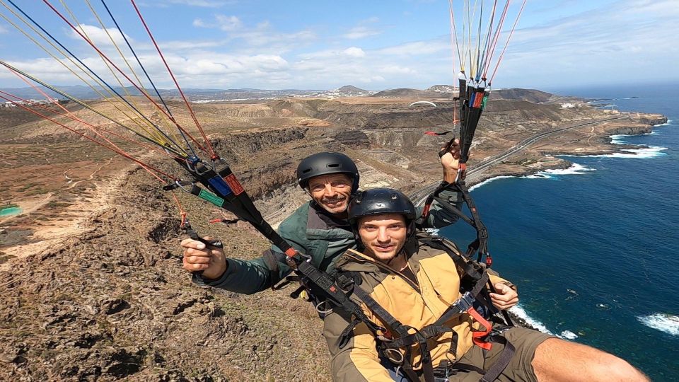 Las Palmas: tandem paragliding flights for everyone - The 45-minute safety briefing that makes first flights feel normal