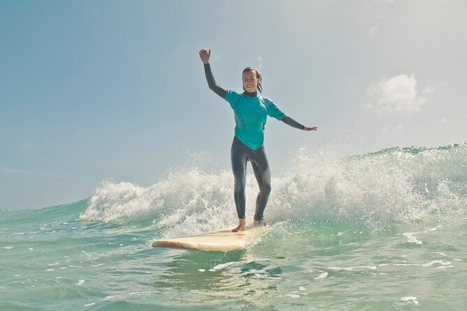 Learn to surf on the endless beaches in southern Fuerteventura - Who this surf course is best for