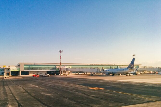 Liberia Int. Airport, Private Shuttle One Way or Round Trip - Key Points at a Glance
