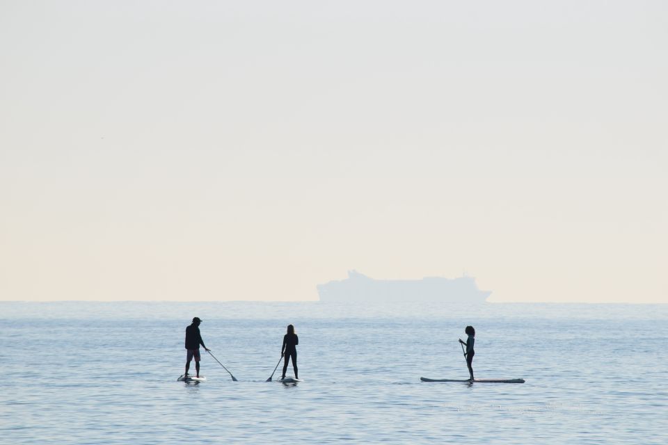 Los Cristianos : 1 Hour of Paddle surf Rental - The meeting point walk: why you should plan for carrying your SUP