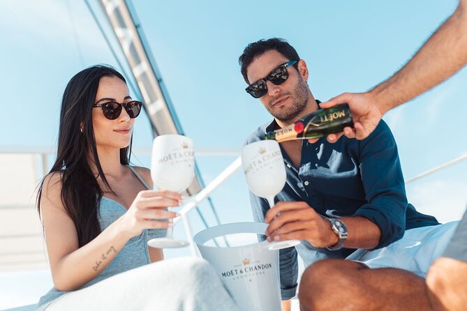 Luxury Catamaran Cruise with Brunch and Unlimited Drinks - Brunch on Board: Canarian Flavors, Light by Design