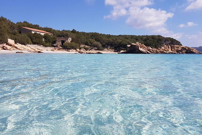 Luxury catamaran from Porto Rafael-Palau to the Maddalena Archipelago - Porto della Madonna: a lagoon-style swimming pool between islands