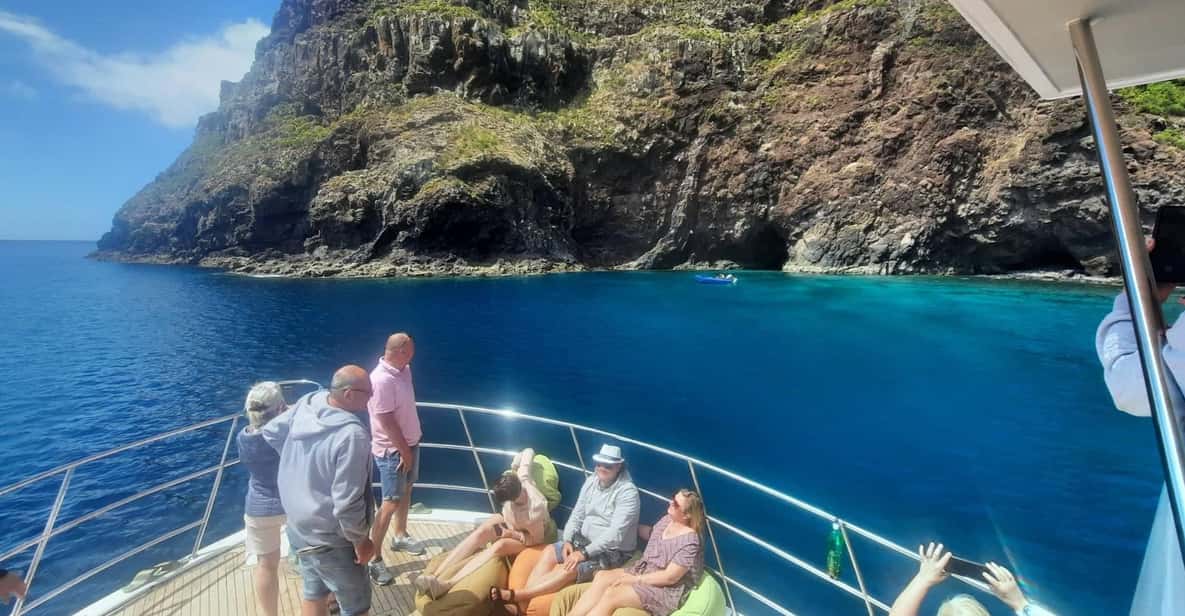 Madeira: Boat Trip with Lunch, Drinks, and Hotel Transfer - Getting Picked Up in Funchal and Settling Into the Boat