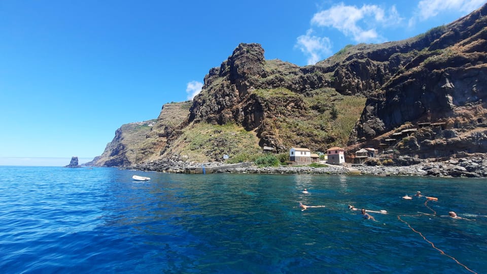 Madeira: Boat Trip with Lunch, Drinks, and Hotel Transfer - FAQ