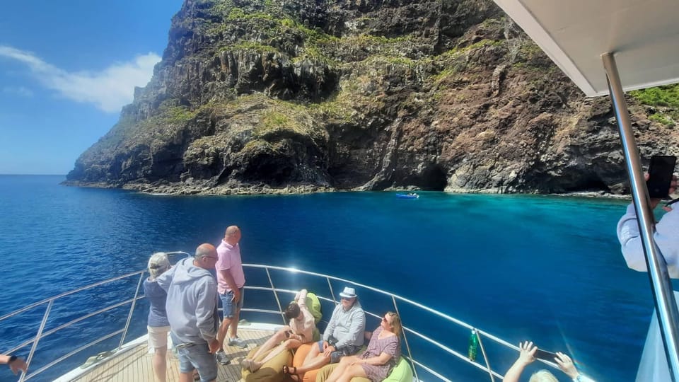 Madeira: Boat Trip with Lunch, Drinks, and Hotel Transfer - Buffet Lunch and Drinks: What You Actually Eat Onboard