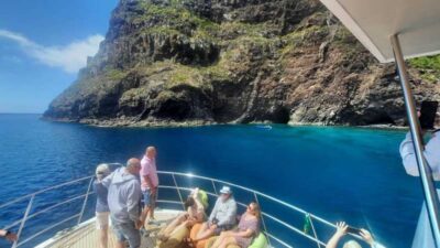 Madeira: Boat Trip with Lunch, Drinks, and Hotel Transfer - The Swim and Snorkel Stop in Clear Water