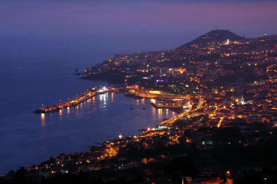 Madeira by Night with Traditional Dinner - The Food Deal: Espetada and Bolo do Caco Without Extra Thinking