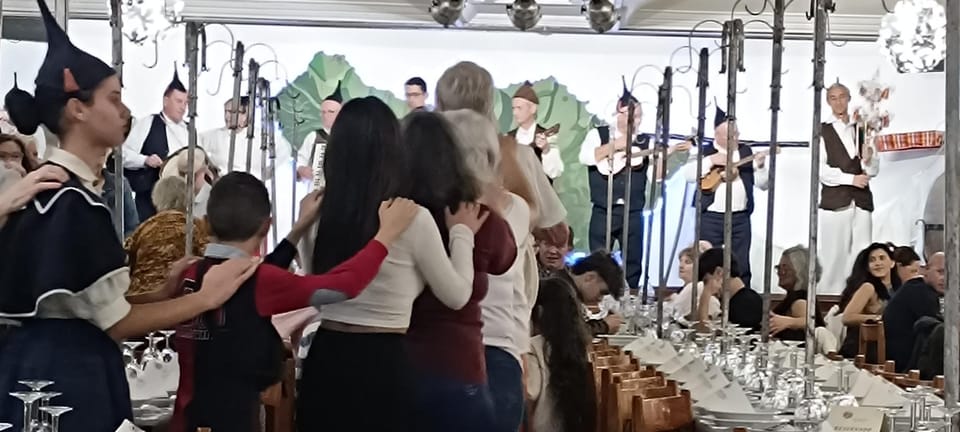 Madeira: Folk Dancing Show and Traditional Local Dinner - Pickup Zones and the One Thing Not to Assume