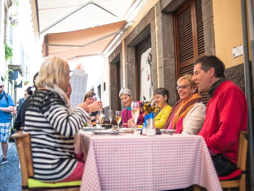 Madeira: Food and Wine Walking Tour in Funchal - Meeting at H&M by Rotunda do Infante: start without stress
