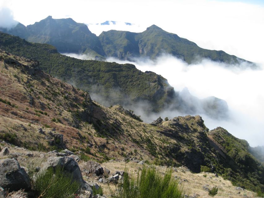 Madeira: Full-Day Pico Ruivo / Achada do Teixeira Walk - The guide experience: talk, jokes, and real information (in your language)