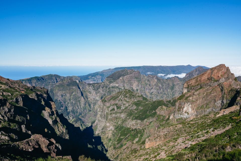 Madeira: Half-Day Pico Arieiro Jeep Tour - Why a Jeep Tour Works So Well on Madeira